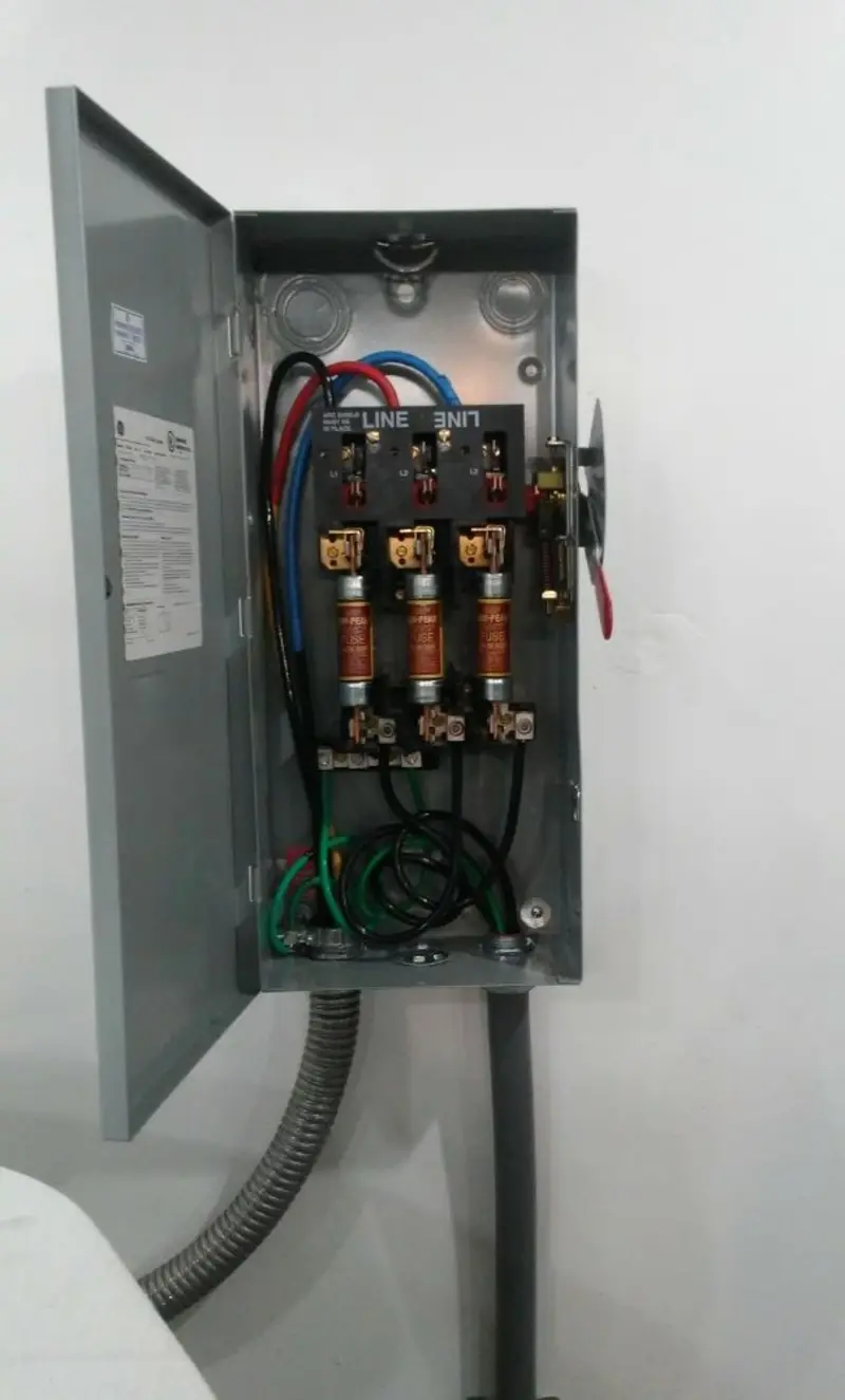 Three-phase disconnect switch installed for Electrical Wiring & Rewiring in Strawberry Plains